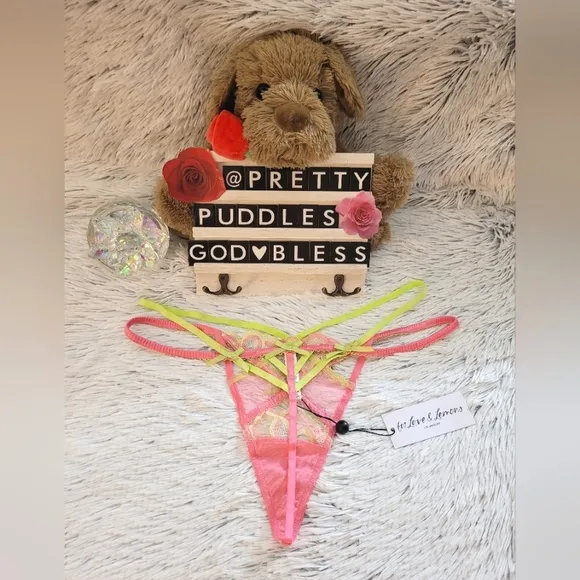 💞 For Love and Lemons Hugging Hearts Thong Panty 💞