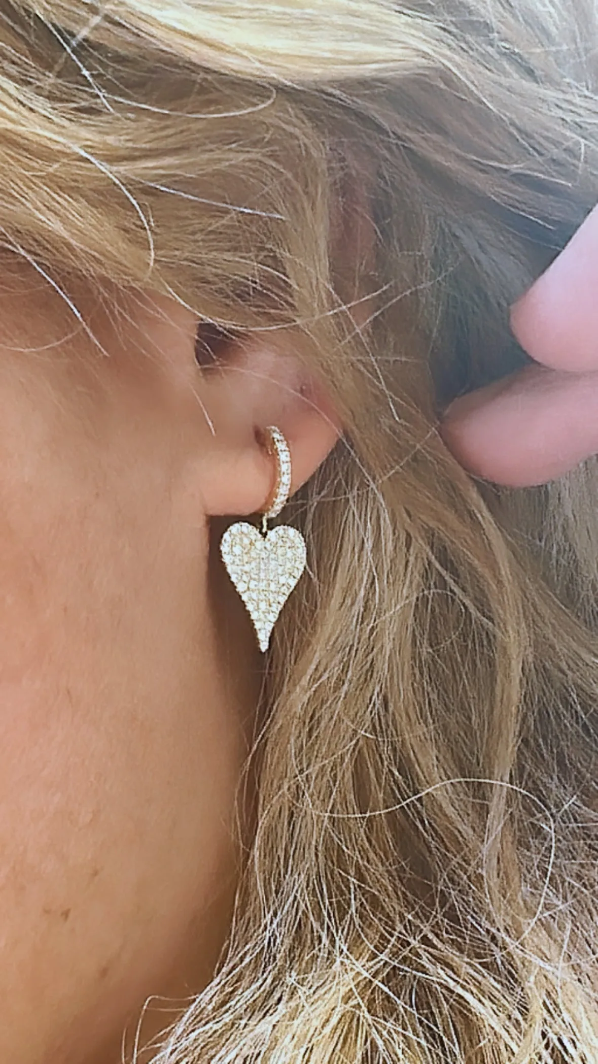 0.61ct tw Heart Shaped Pave Diamond Dangling Earrings