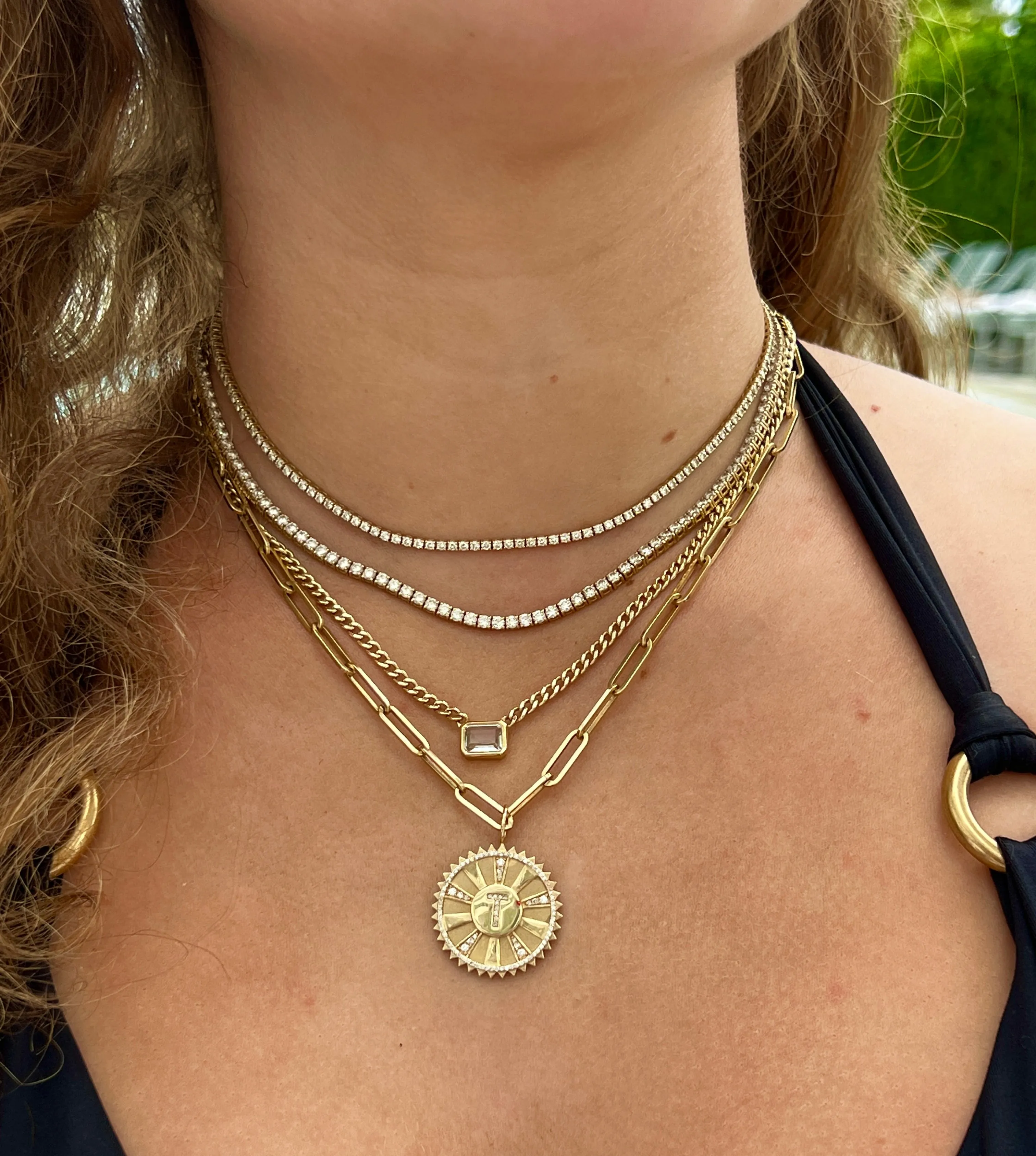 14K GOLD DIAMOND PERSONALIZED MEDALLION