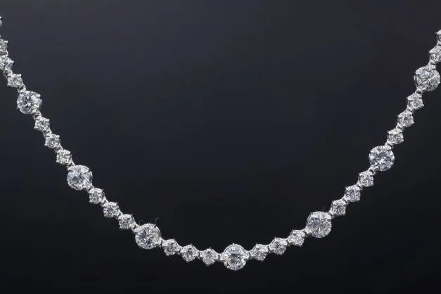 18k White Gold 14.10ct G SI1 Round Diamond Necklace