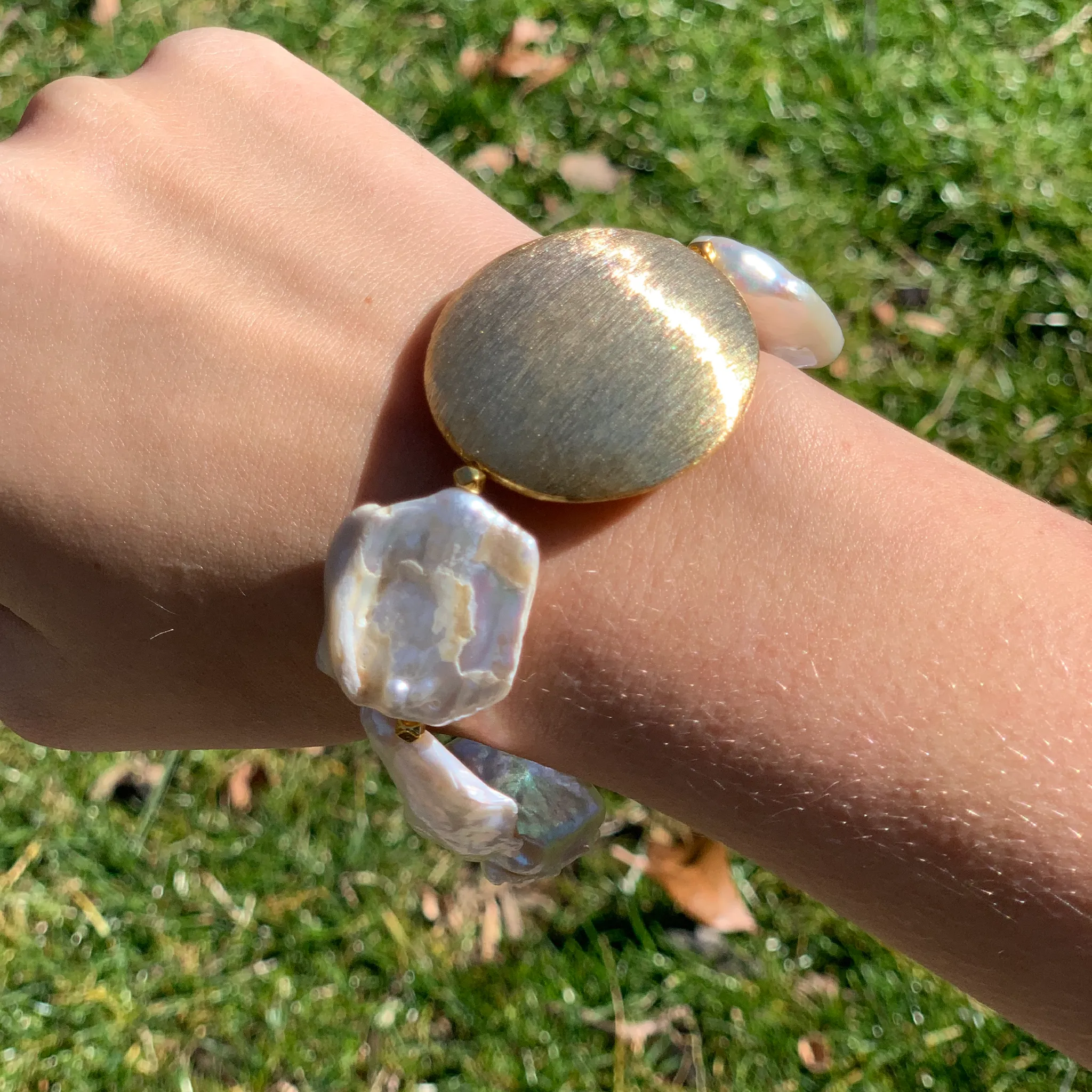 Baroque Pearl and Gold Disc Bracelet