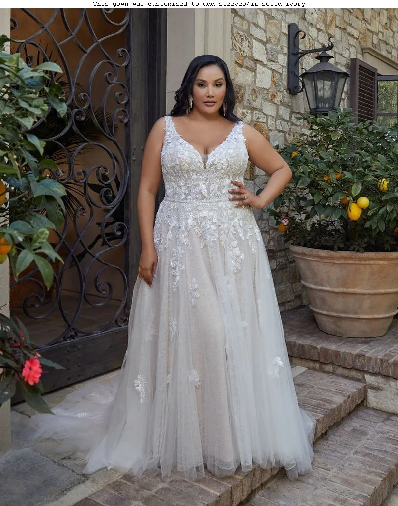 Casablanca Size 30W 2445 Lucy Ivory/Silver Gown