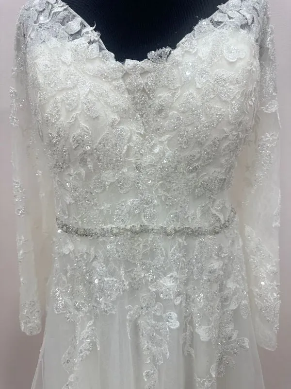 Casablanca Size 30W 2445 Lucy Ivory/Silver Gown