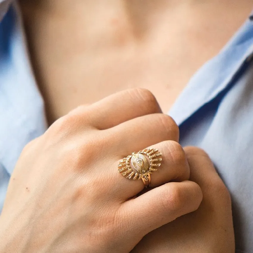 Celine Daoust Large Sun Beams Eye Ring
