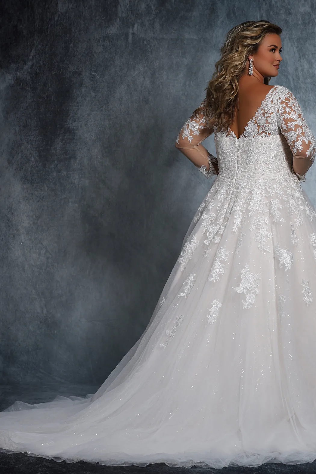 Cyndi Bridal Gown