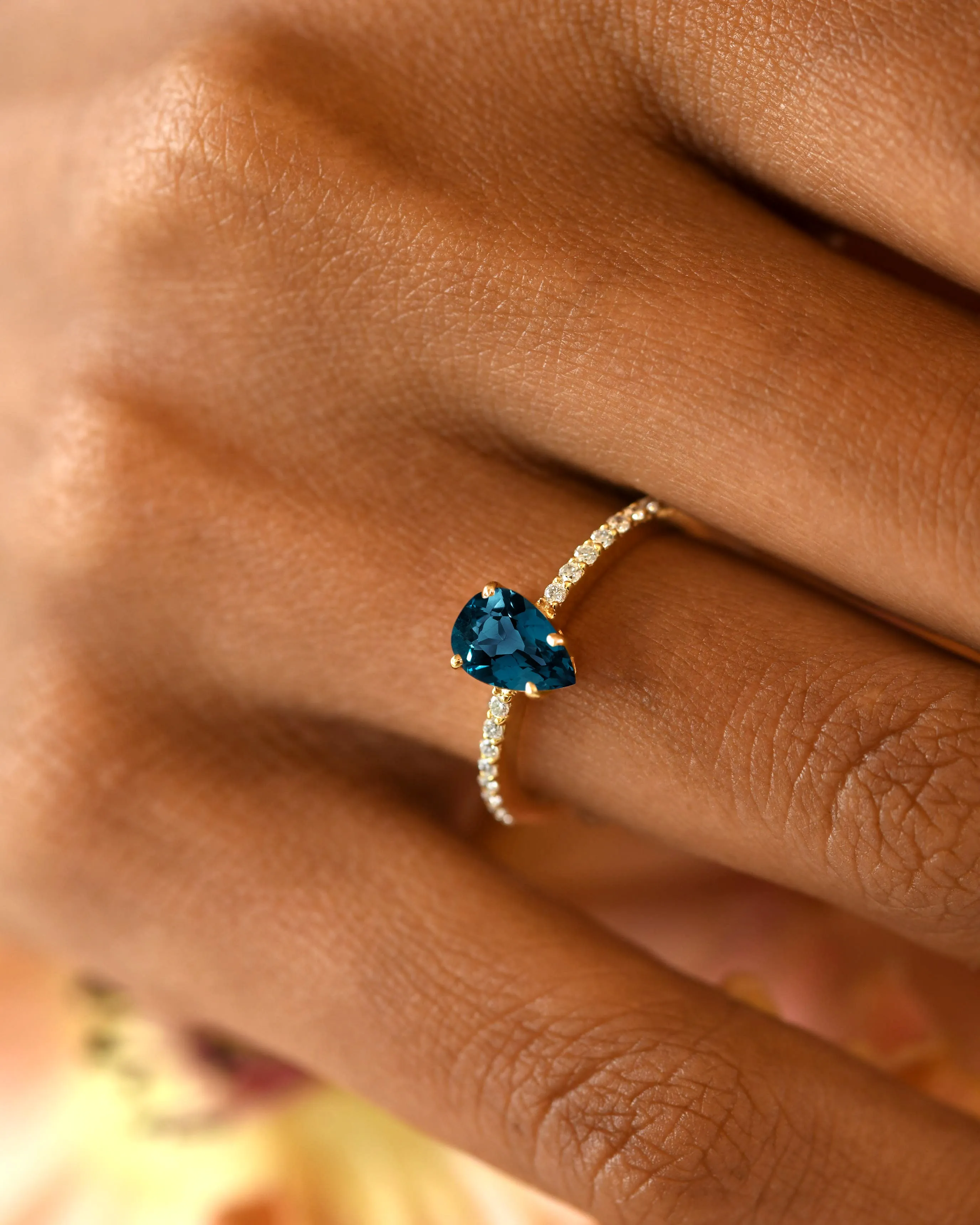 Diva Pear Ring