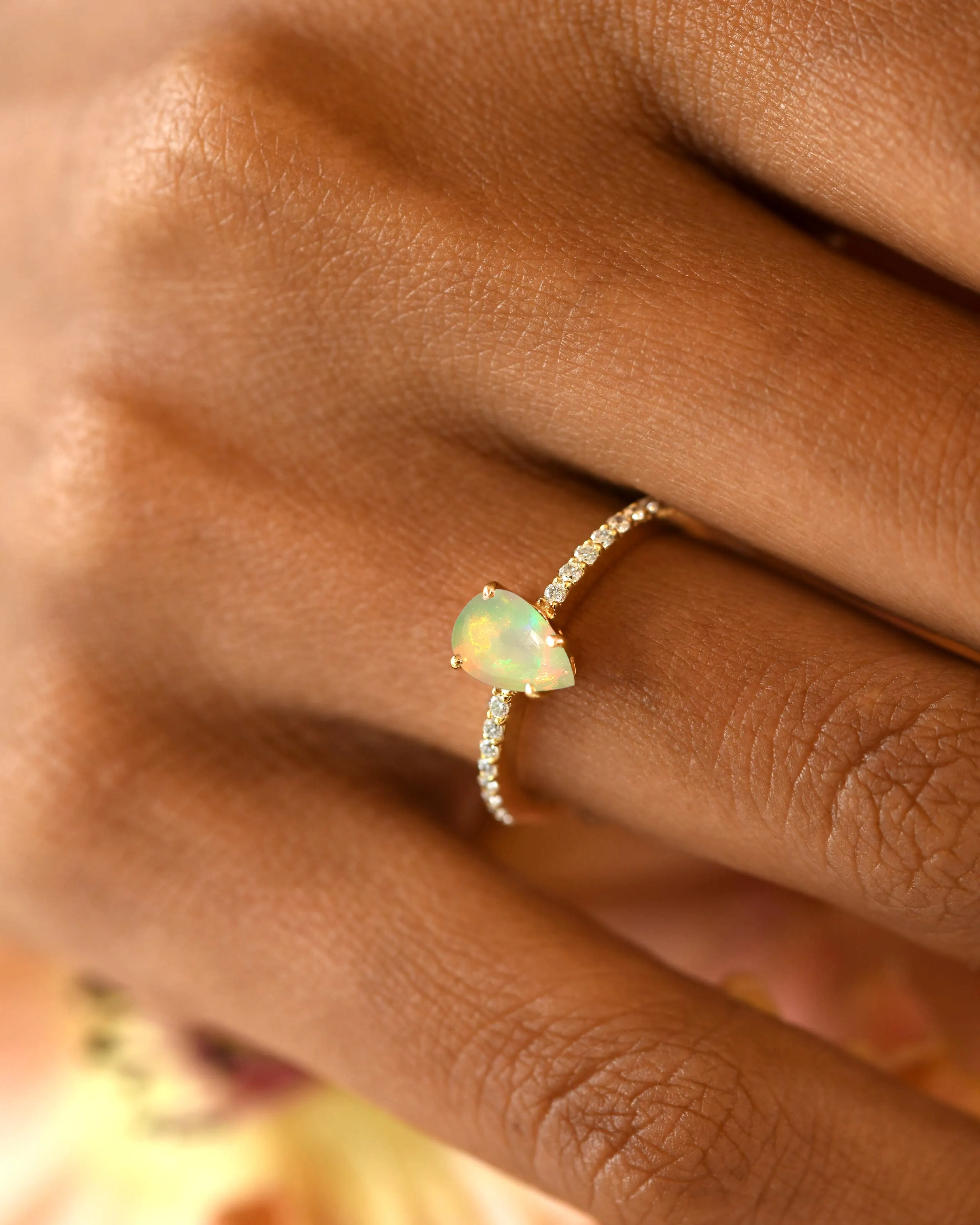 Diva Pear Ring