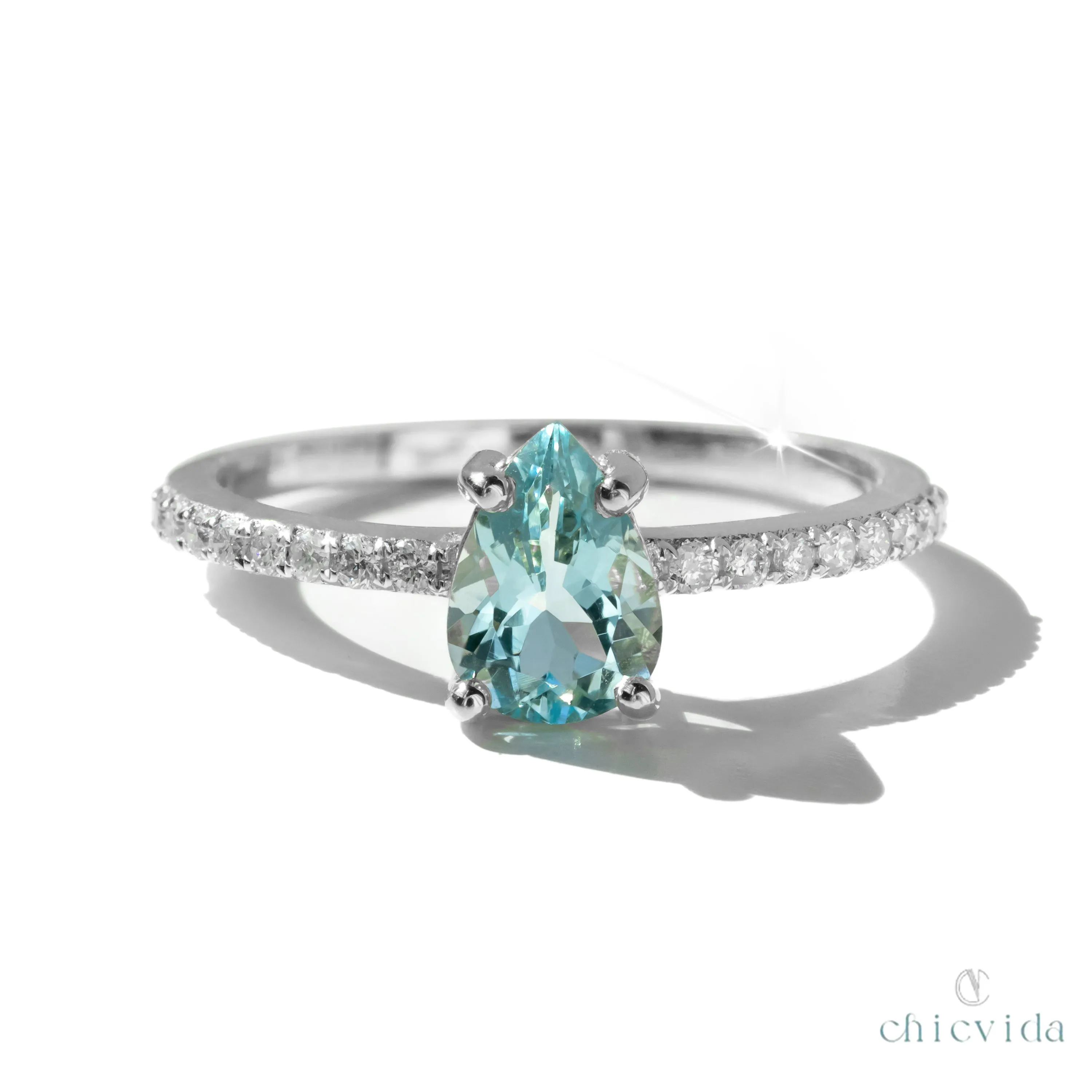 Diva Pear Ring