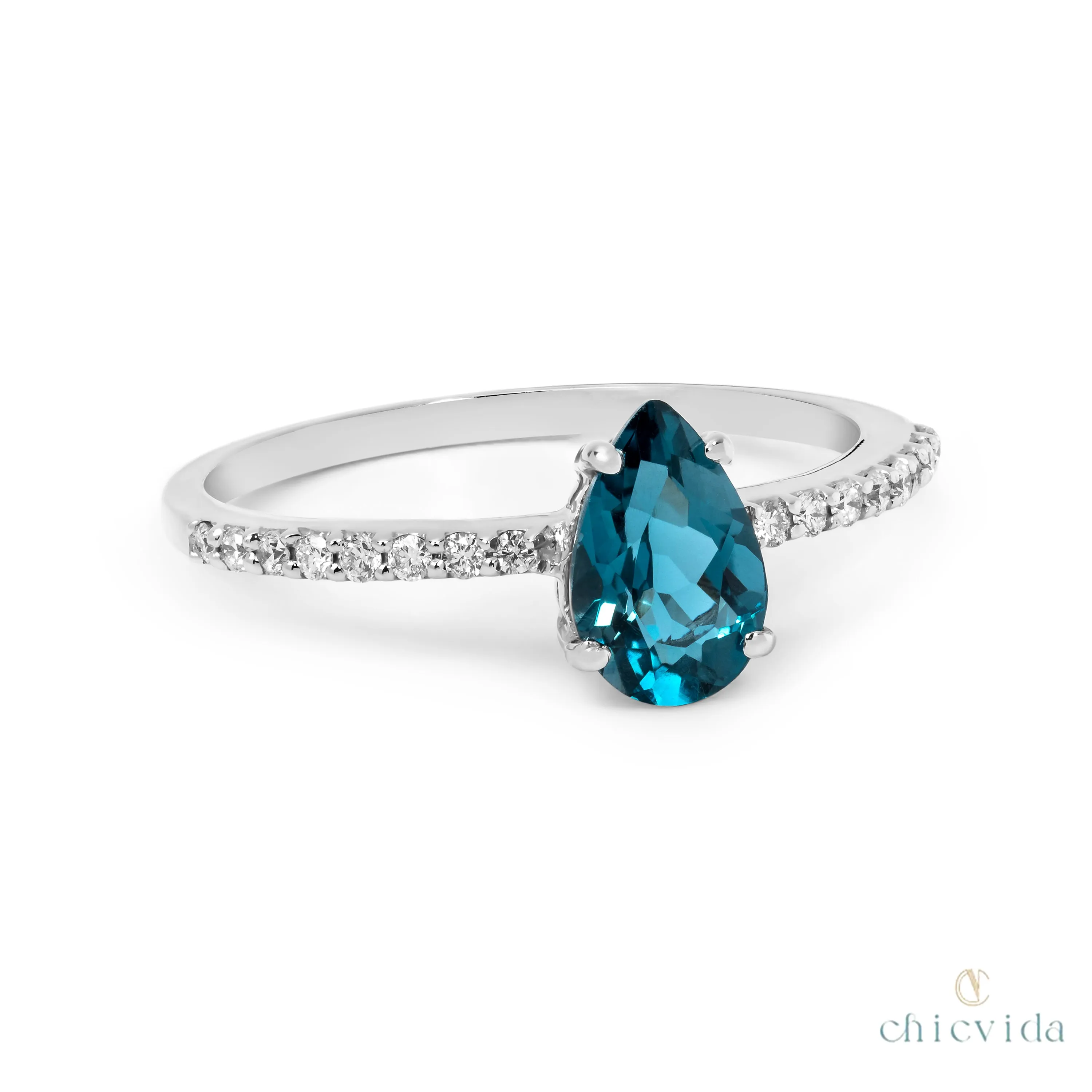 Diva Pear Ring