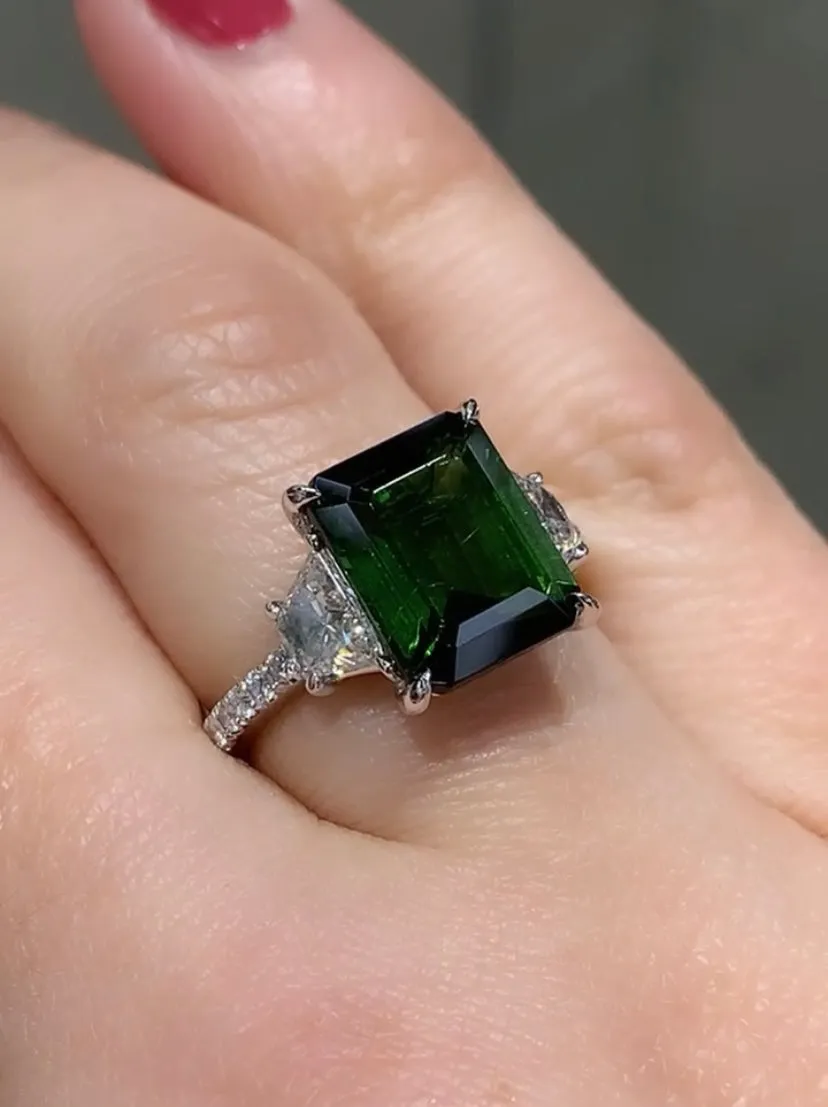 Emerald-cut Green Tourmaline & Diamond Cocktail Ring 4.53carat