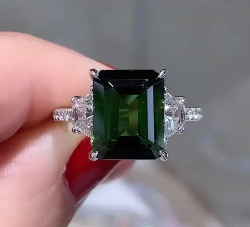 Emerald-cut Green Tourmaline & Diamond Cocktail Ring 4.53carat