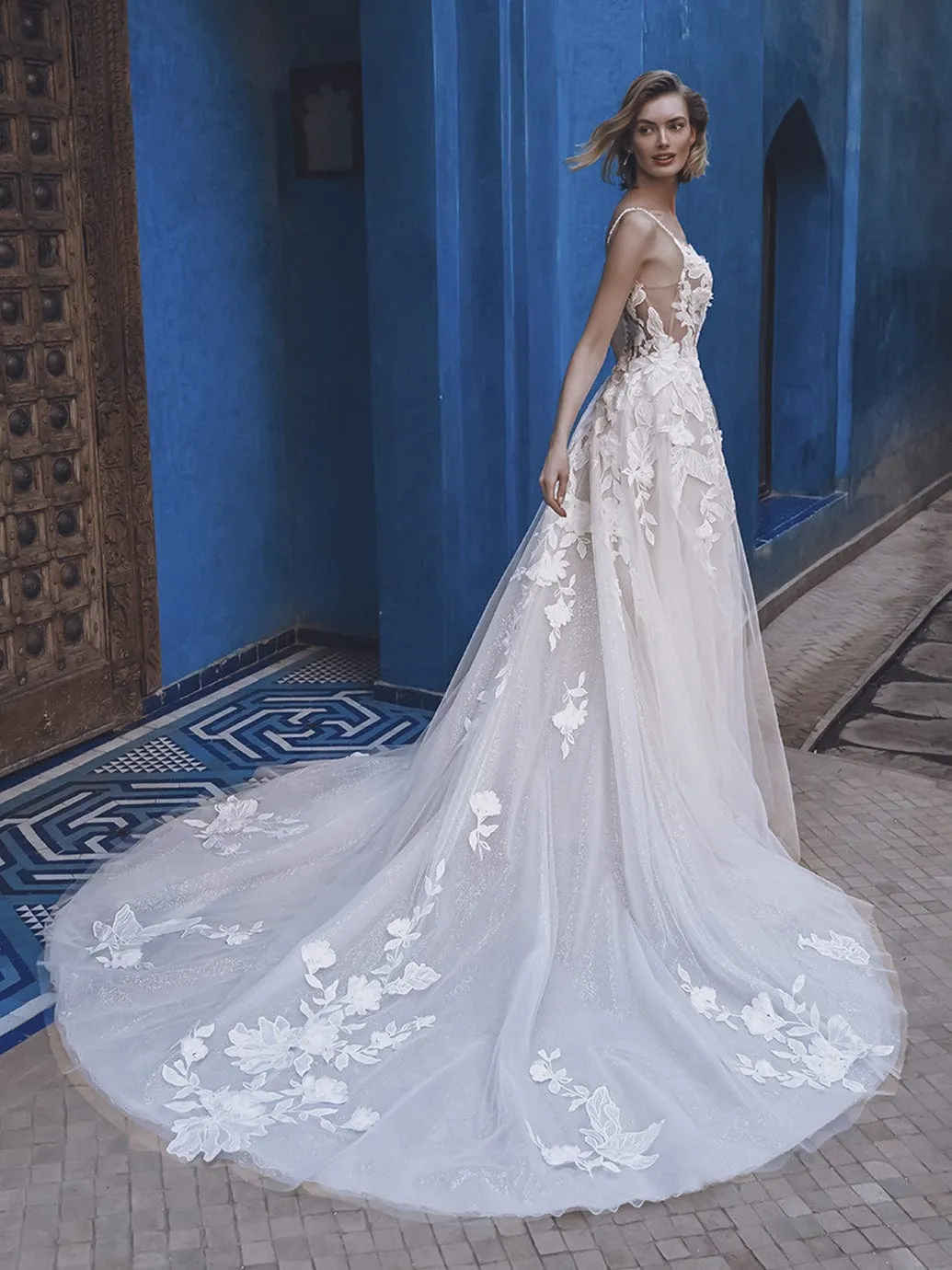 Enzoani: Unisse