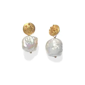 Esme Pearl Earrings