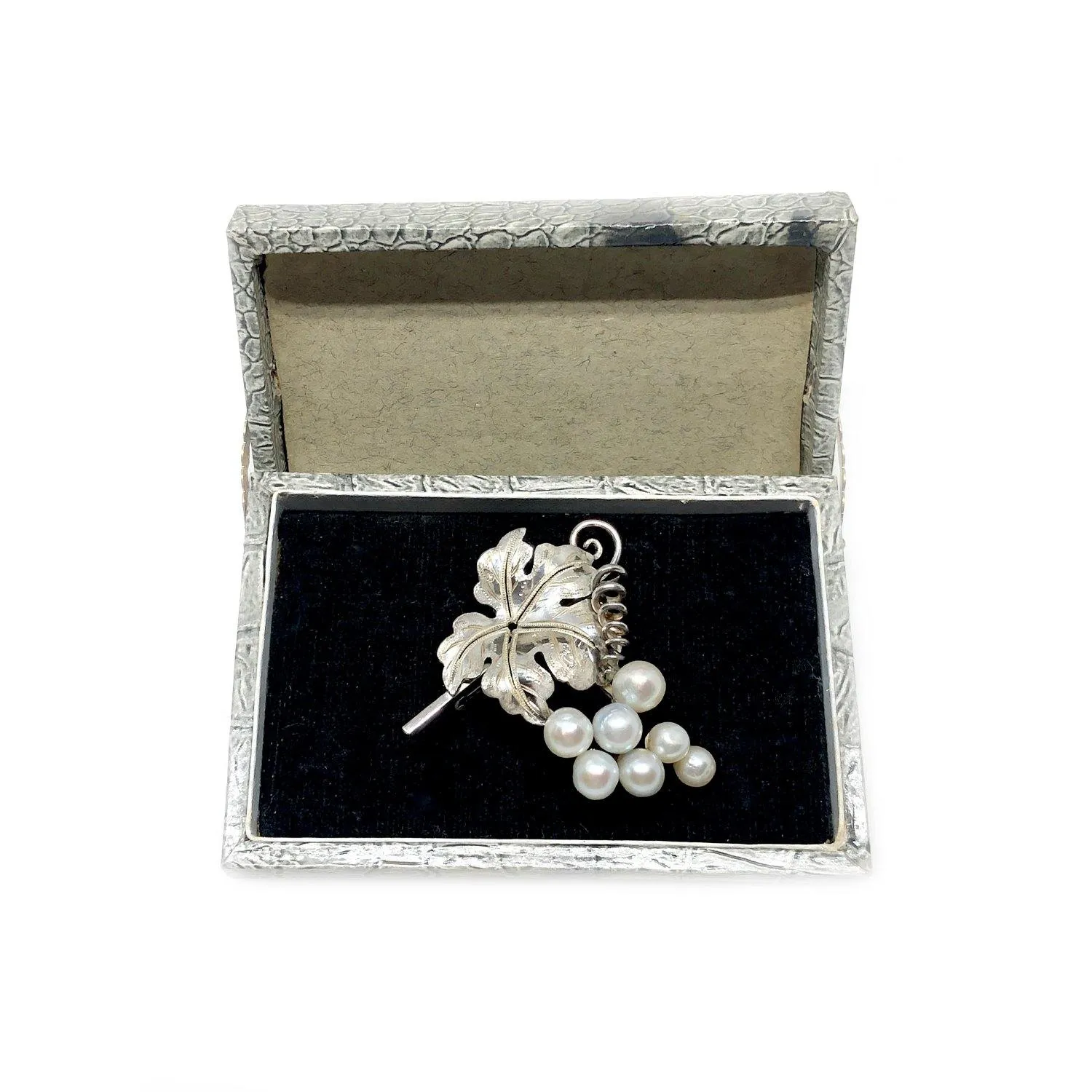 Grape Leaf Japanese Saltwater Akoya Pearl Brooch- Sterling Silver