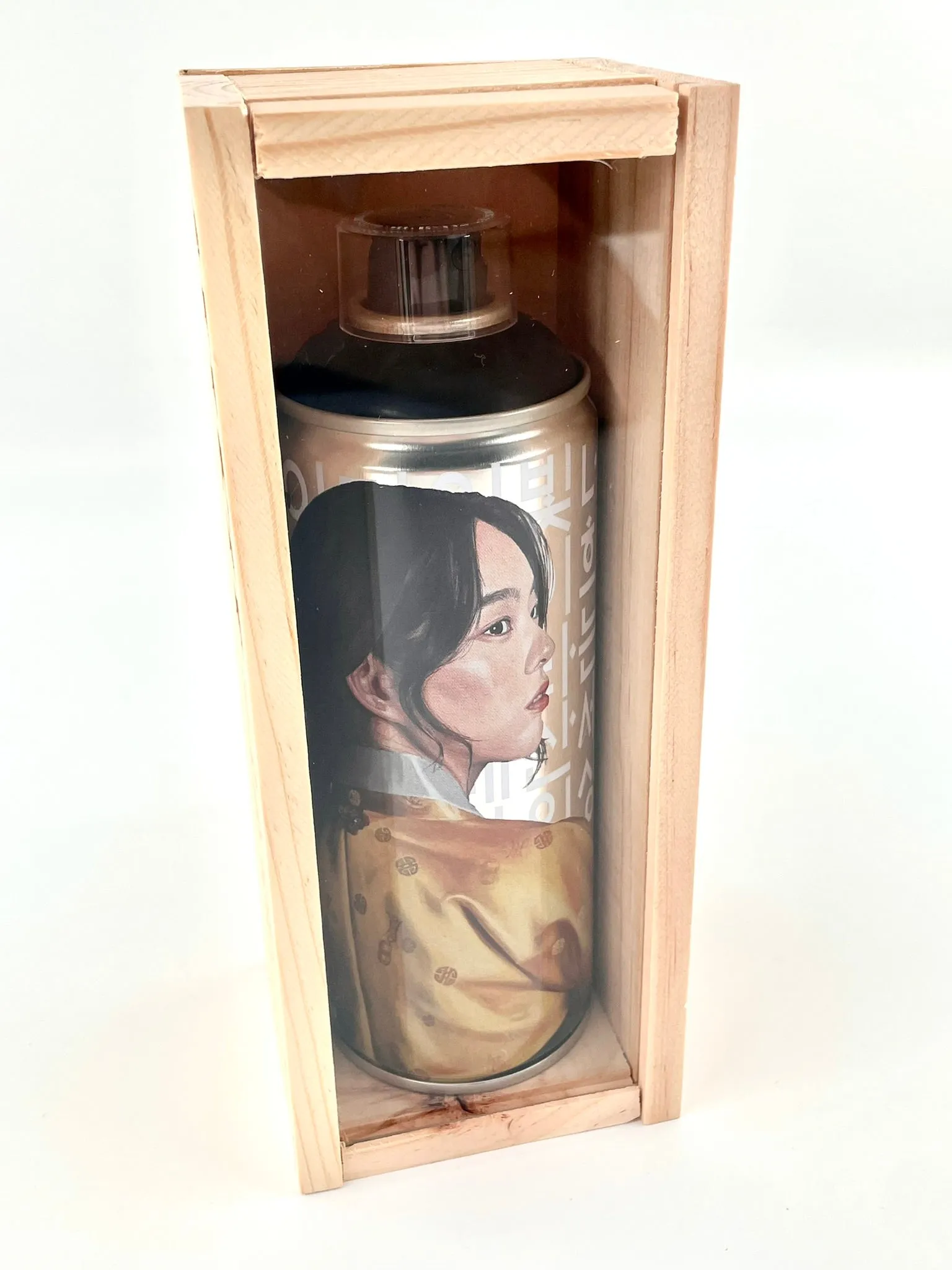 LE Spray Can