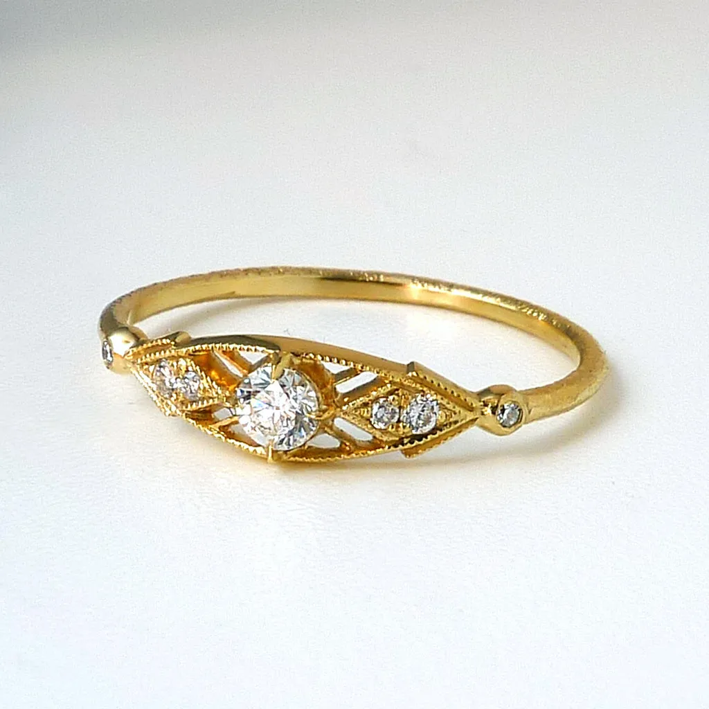 minima ring - natural diamond