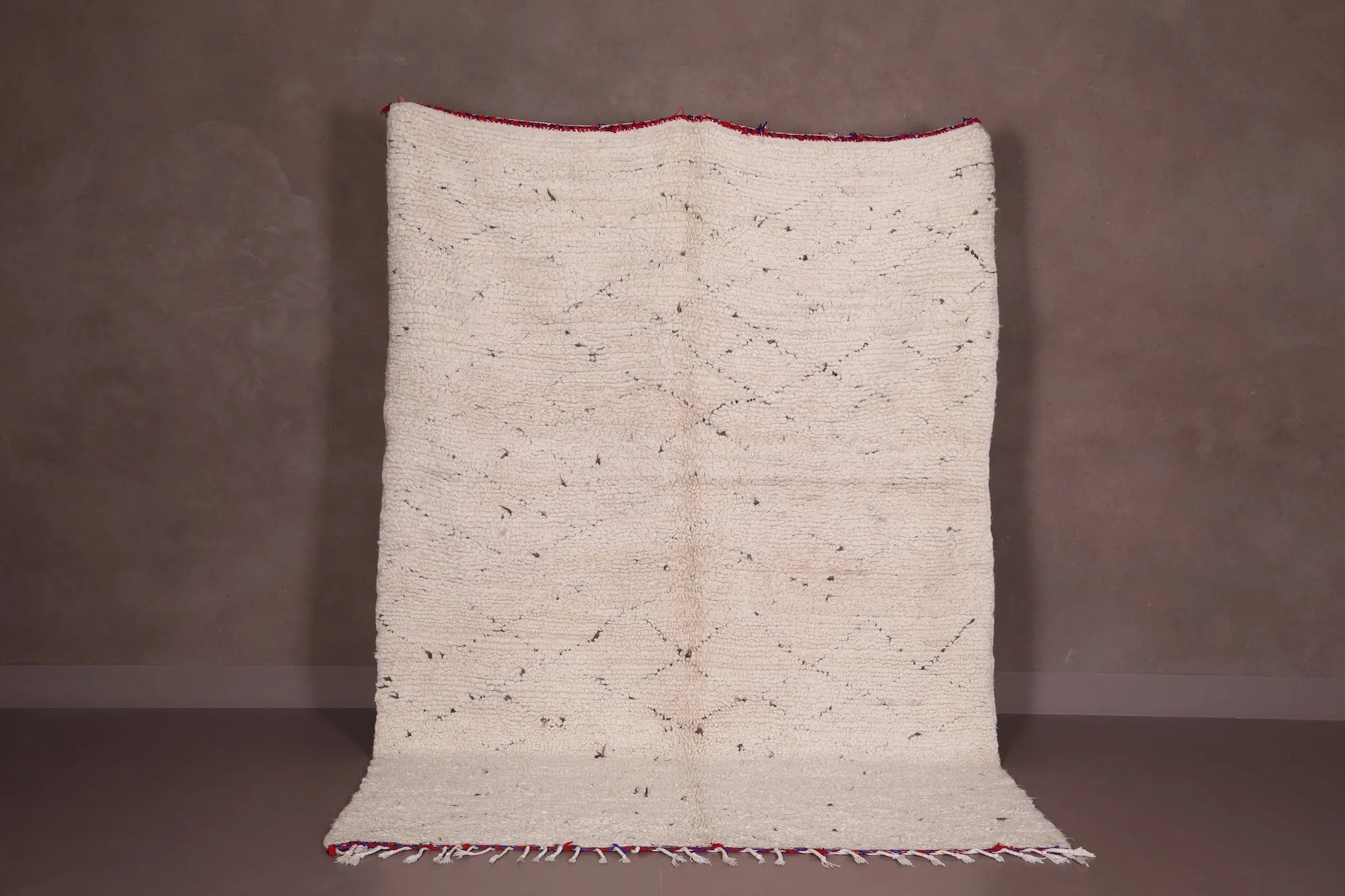 Moroccan Beni Ourain Rug – 5.9 x 8.3 Feet | Luxurious Handmade Wool