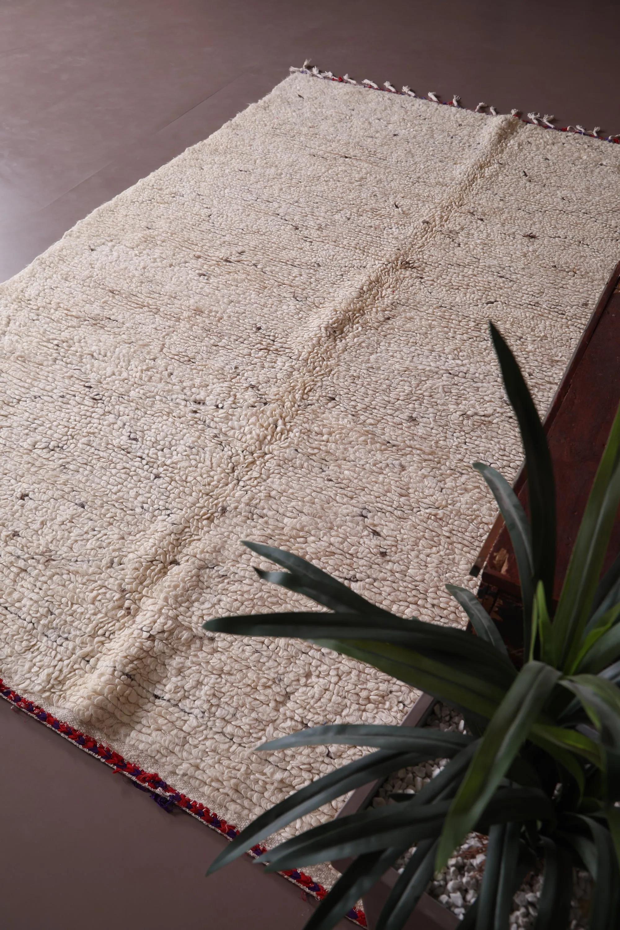 Moroccan Beni Ourain Rug – 5.9 x 8.3 Feet | Luxurious Handmade Wool