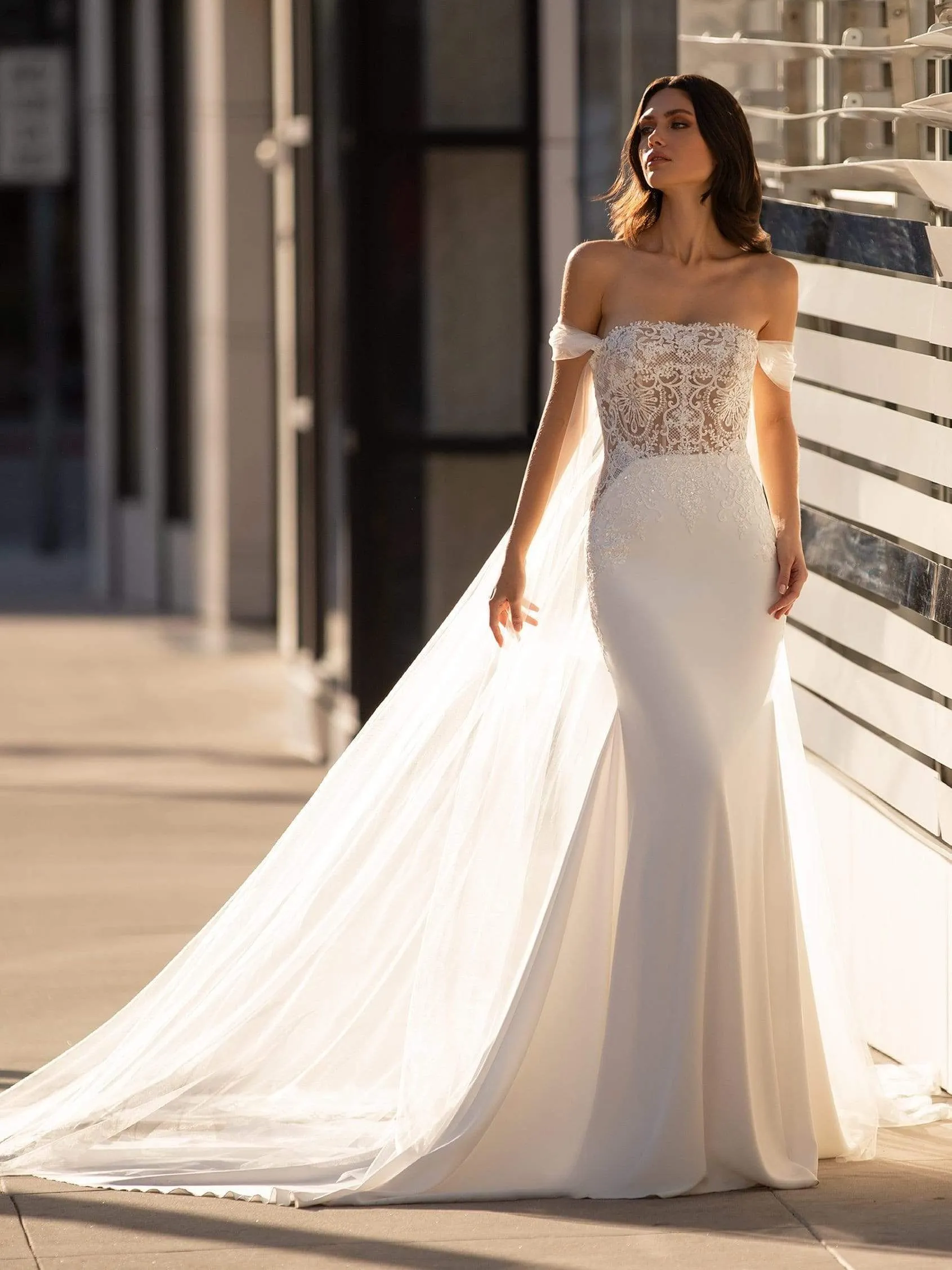 Pronovias: Novak
