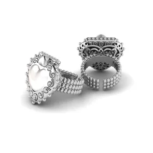 Queen of Hearts ring