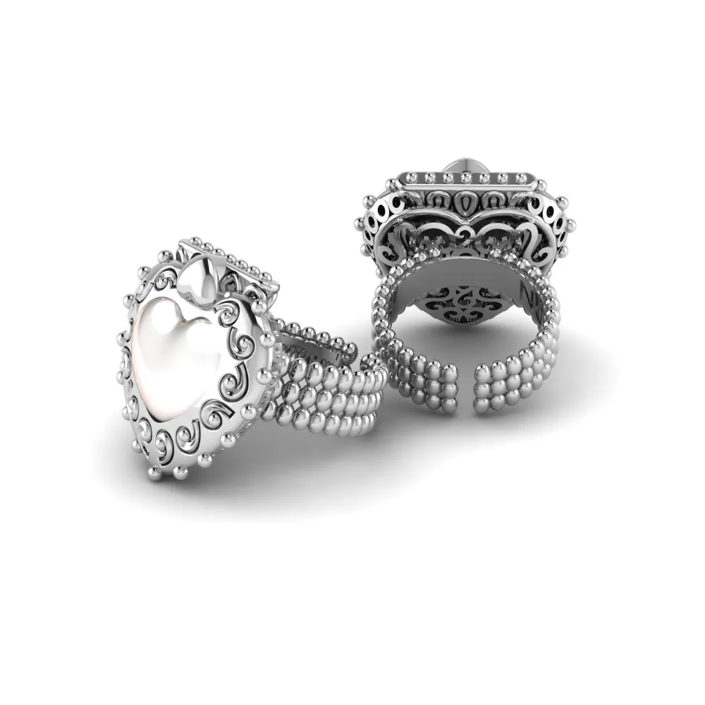Queen of Hearts ring