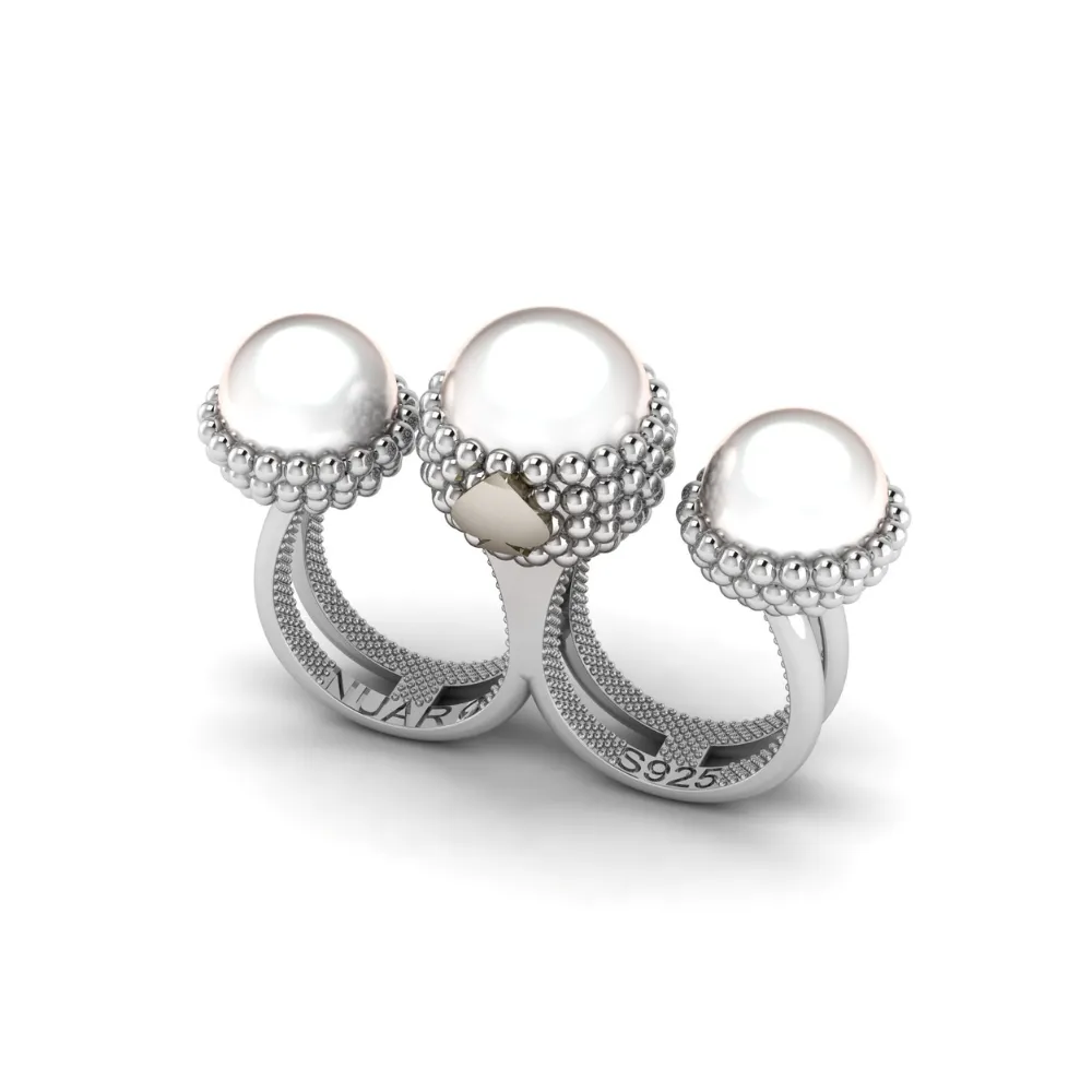 Queen of Pikes ring