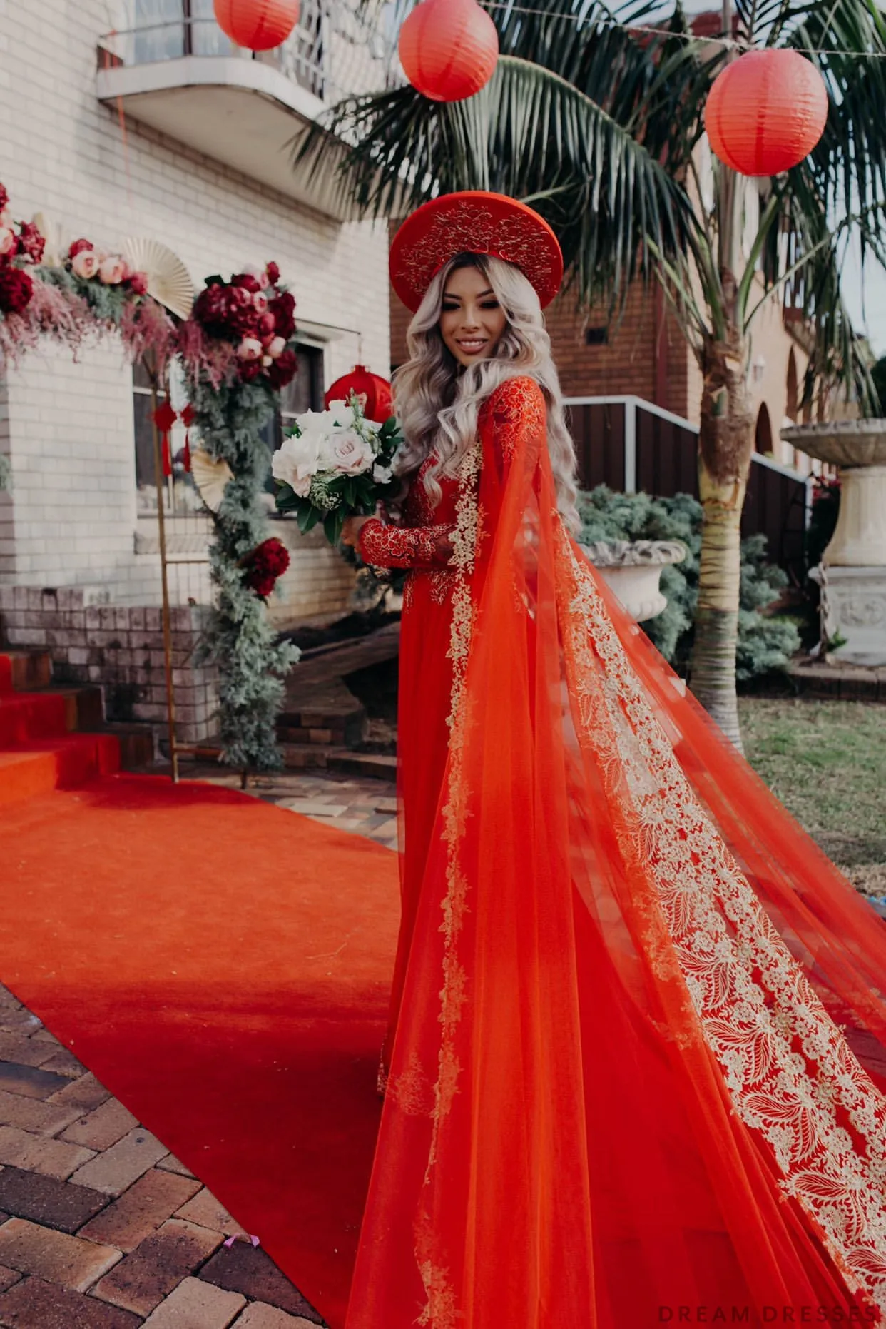 Red Ao Dai Cape | Vietnamese Lace Bridal Ao Dai Cape (#TEMA)