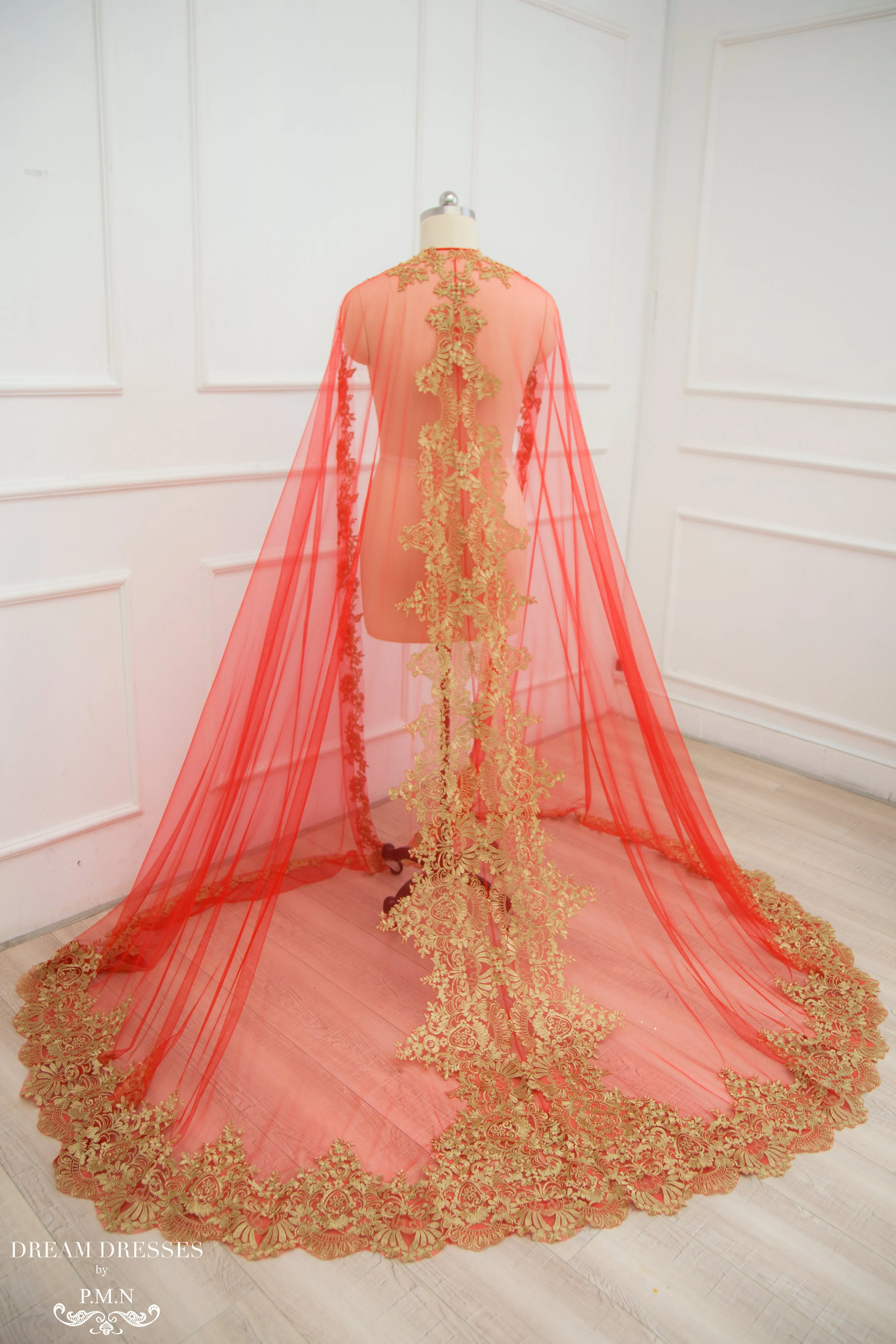 Red Ao Dai Cape | Vietnamese Lace Bridal Ao Dai Cape (#TEMA)