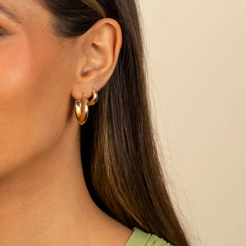 Solid Chubby Graduated Huggie Earring
