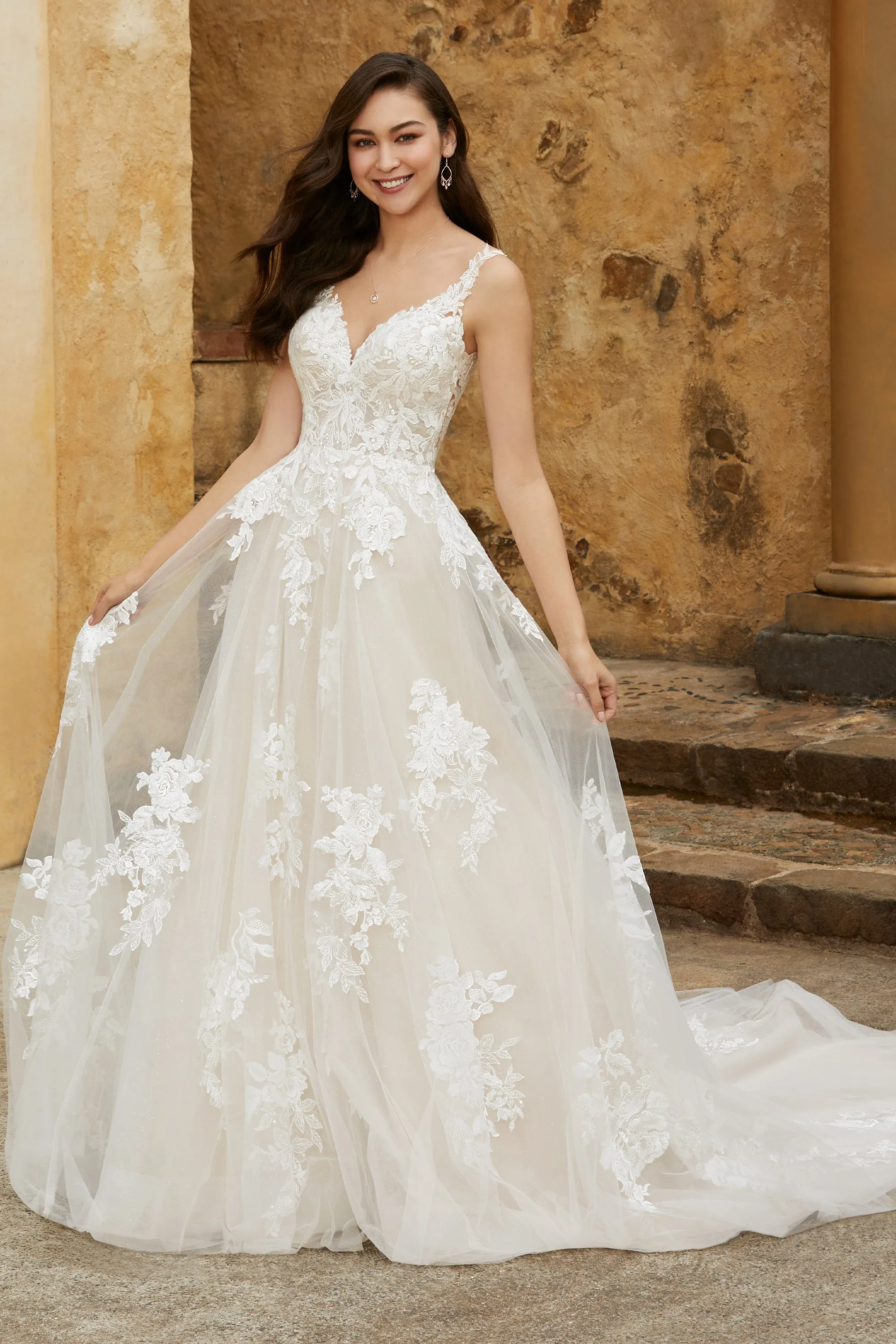 Sophia Tolli: Y12241 - Liliana
