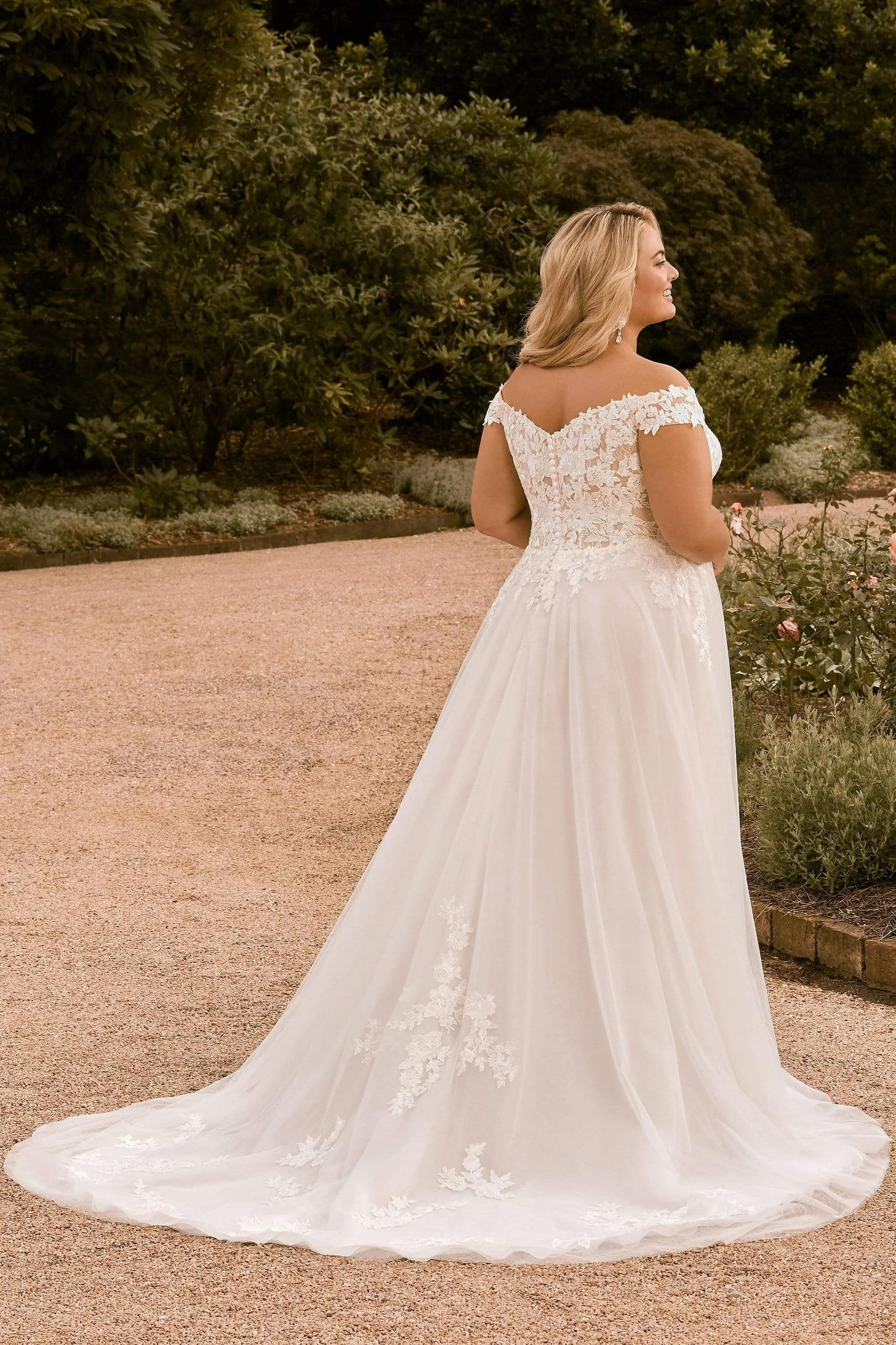 Sophia Tolli: Y22174 - Bloom