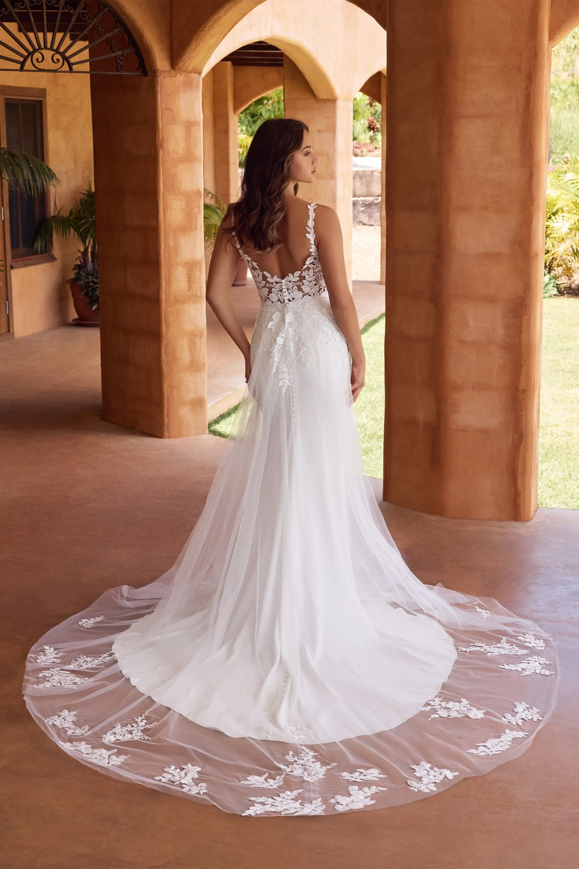 Sophia Tolli: Y3121 - Beatrice