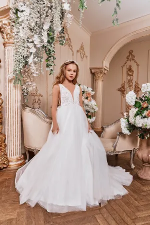Sparkly Tulle Flower Girl Dress for Destination Wedding